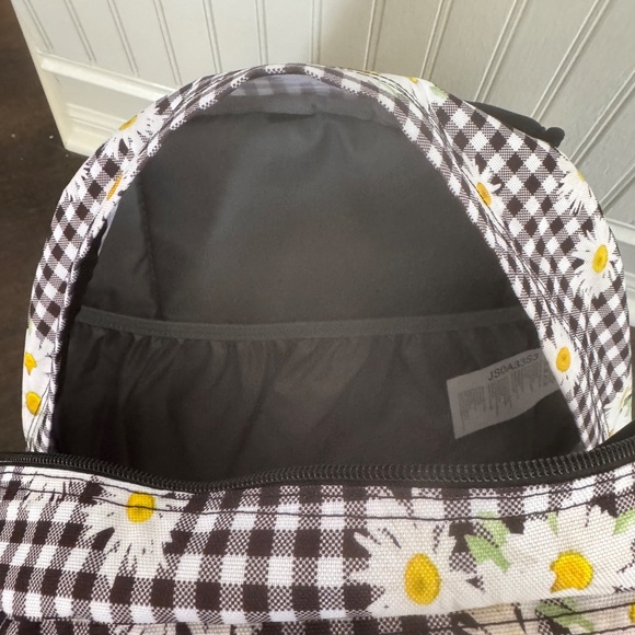 XL Daisy Jansport Backpack - Picture 6 of 7